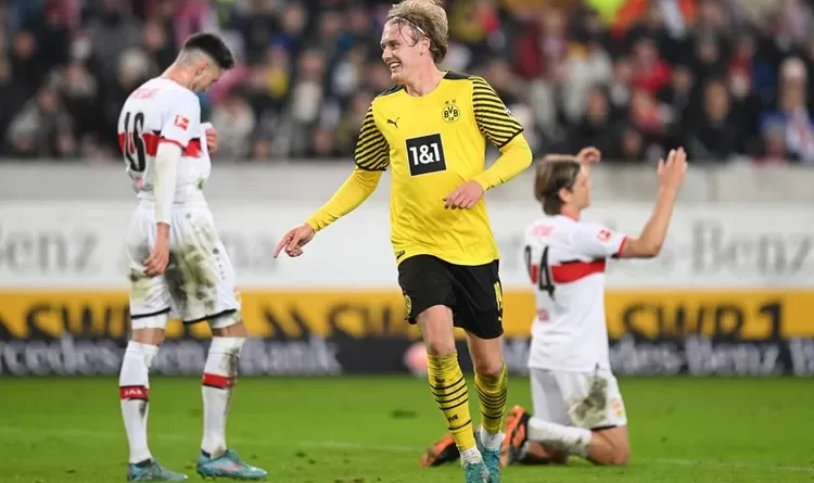Dortmund Bantai VfB Stuttgart 5 Gol Tanpa Balas